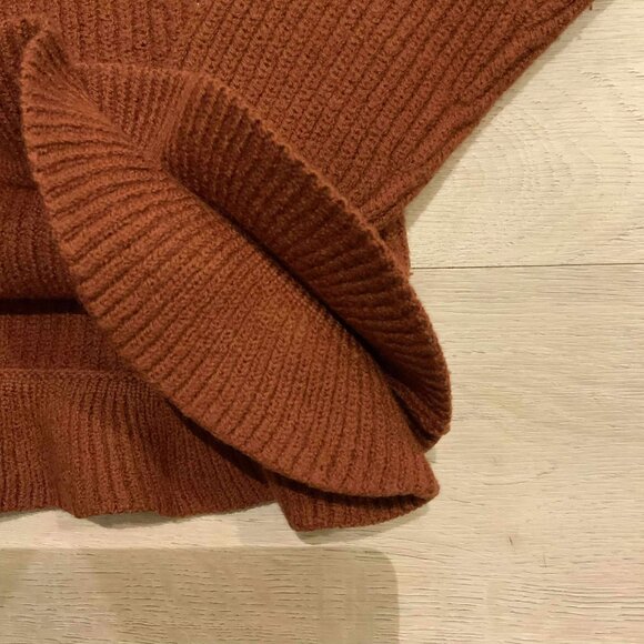 Aritzia Wilfred Jonnie Merino Wool Sweater - Picture 3 of 7